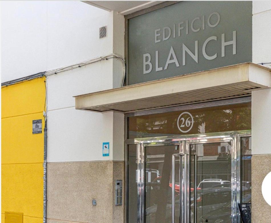 Exclusivo Duplex Con Terraza En Sevilla المظهر الخارجي الصورة