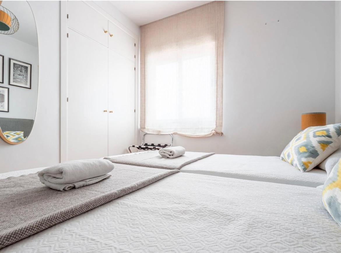 Exclusivo Duplex Con Terraza En Sevilla المظهر الخارجي الصورة